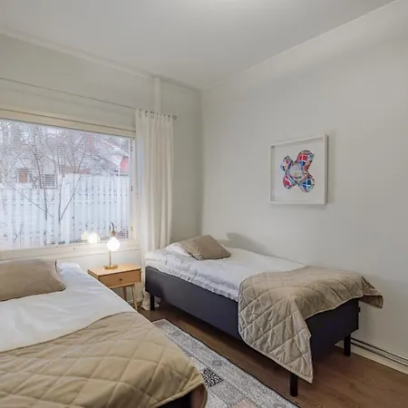 וילה Stone 2 רובניימי