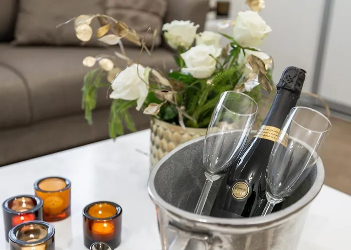 Stone 2 Willa Rovaniemi